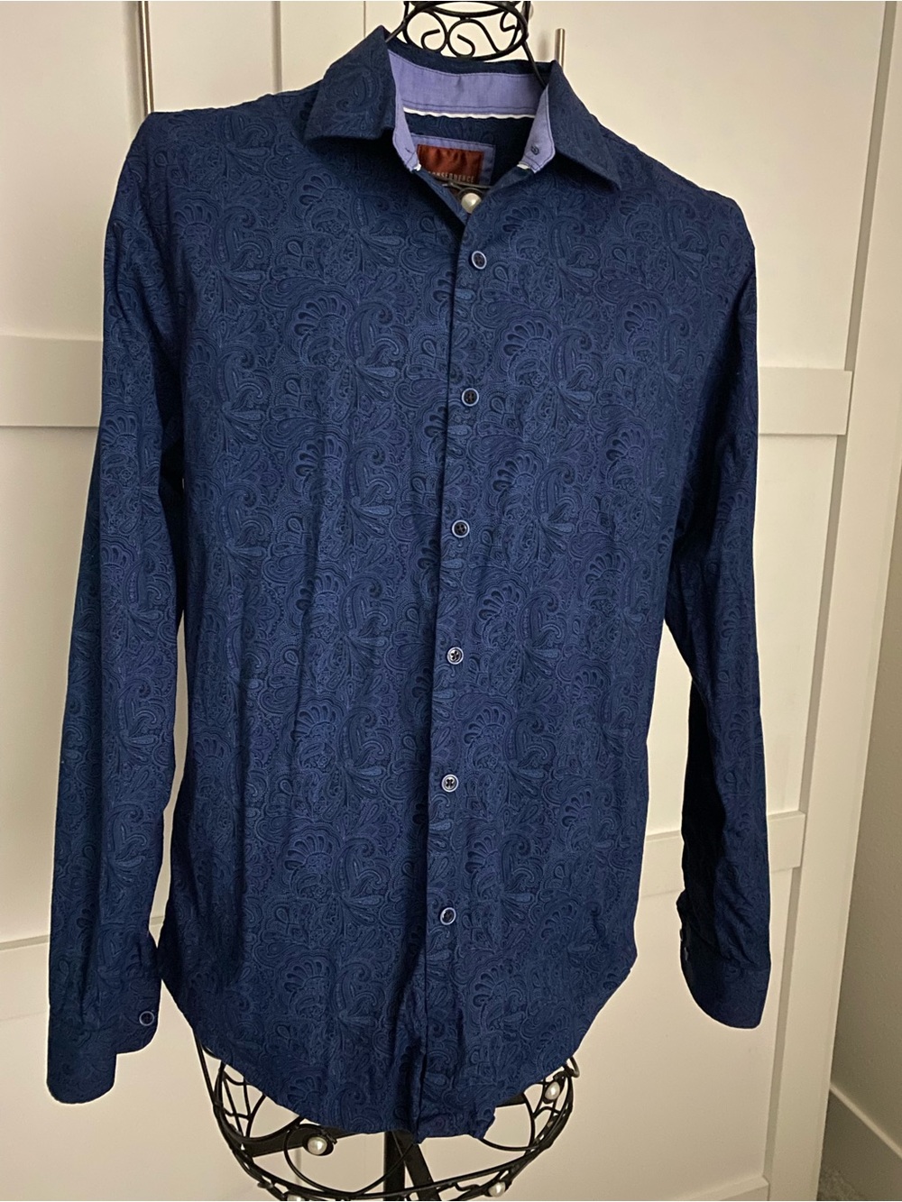 Men's Slim-Fit Paisley Button-Down Shirt in Navy